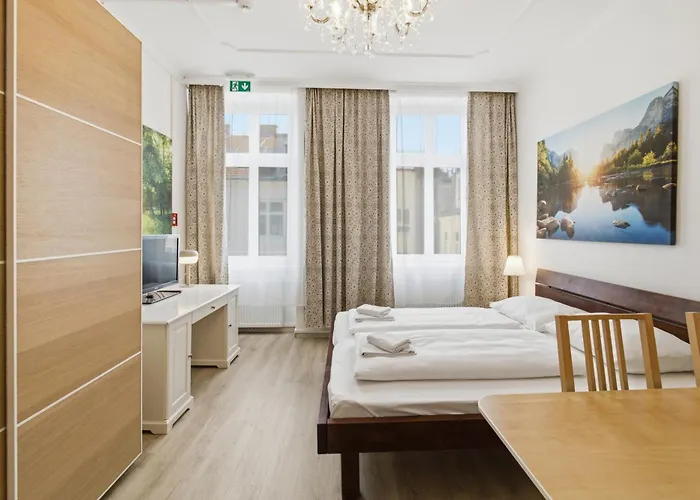 Ajo - Messe Flat - Self-check-in Aparthotel 3*